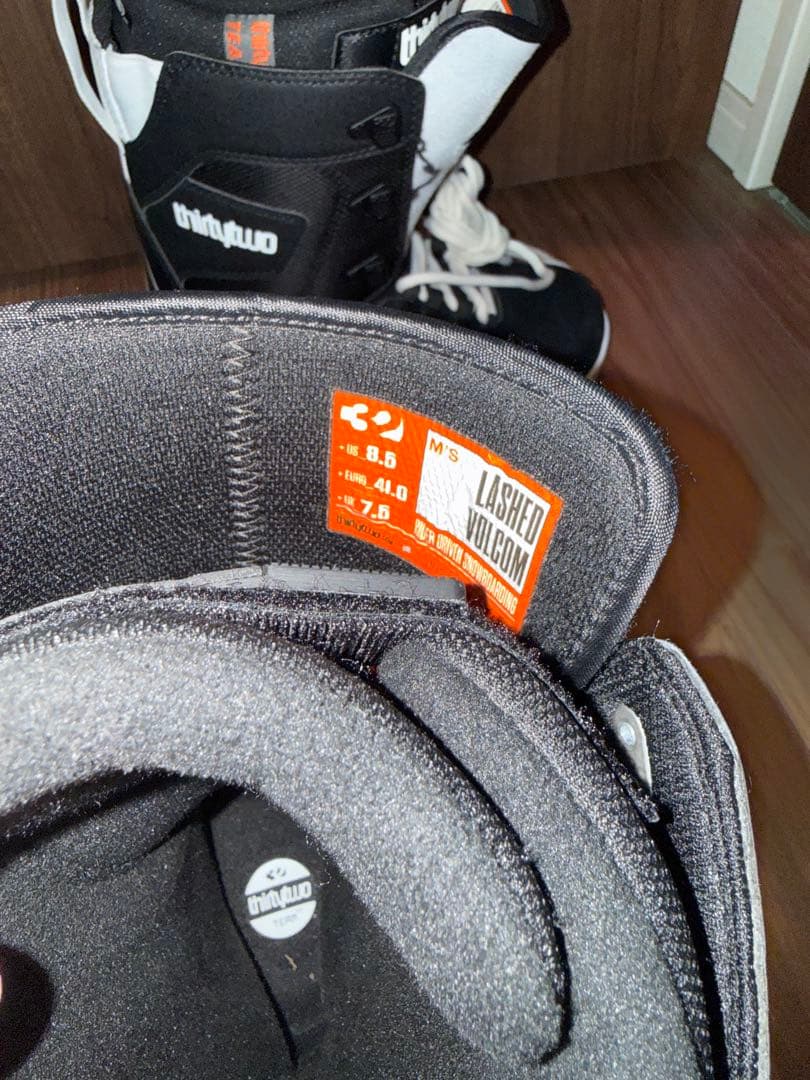 THRTYTWO RASHED VOLCOM スノーボード　ブーツ　グラトリ
