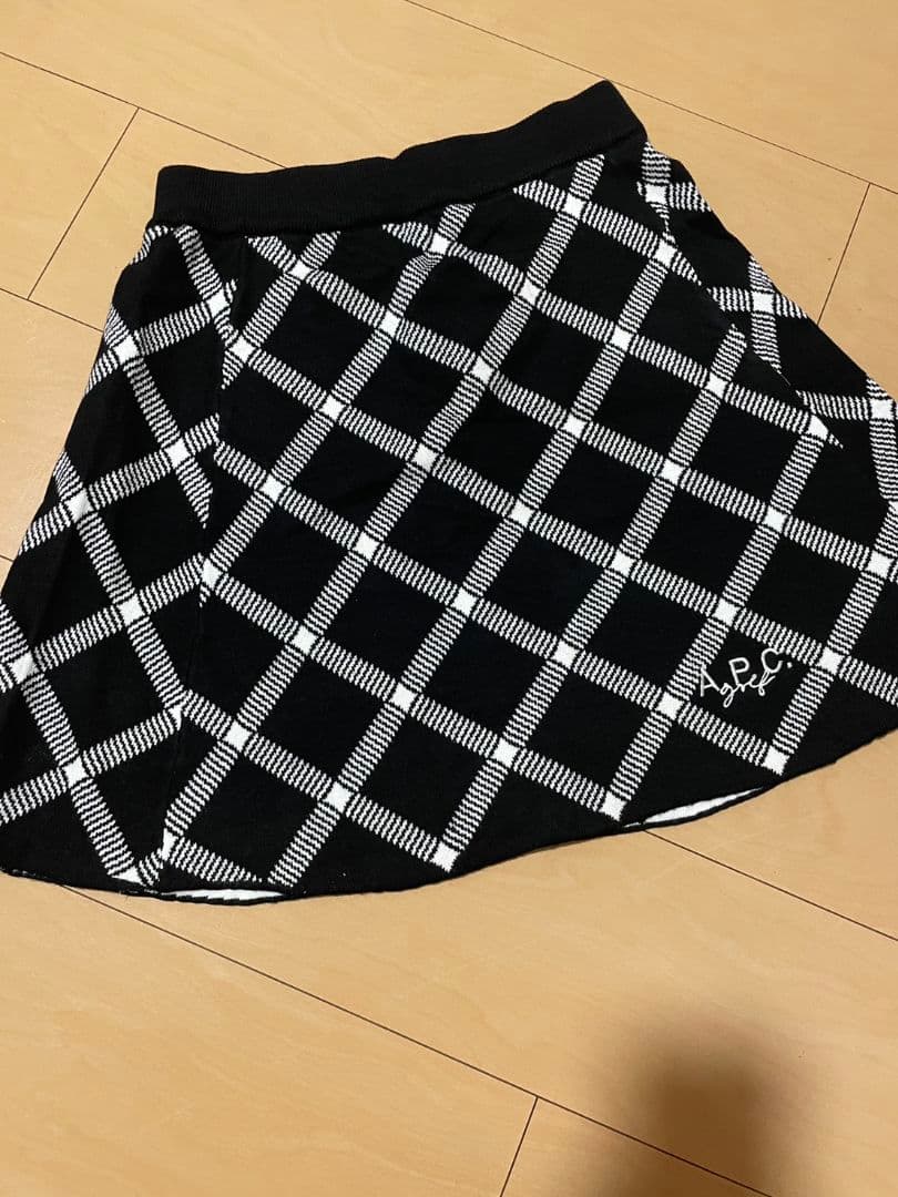 A.P.C. 　アーペーセーゴルフ　レディースゴルフウェア　上下セット　ニット