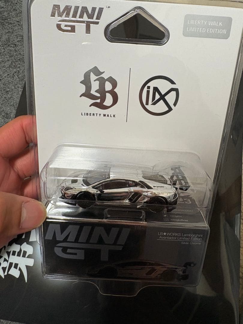 MINI GT Liberty Walk リミテッドエディション 1/64