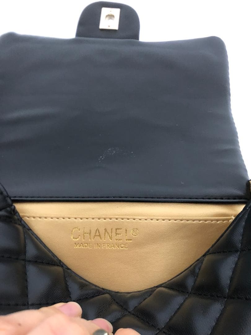 VIPただ　バッグゴールドロゴ　ショルダーバッグ　超美品　レザー　ハート　未使用