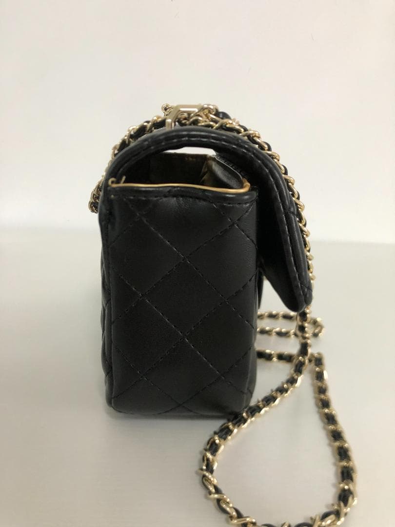 VIPただ　バッグゴールドロゴ　ショルダーバッグ　超美品　レザー　ハート　未使用