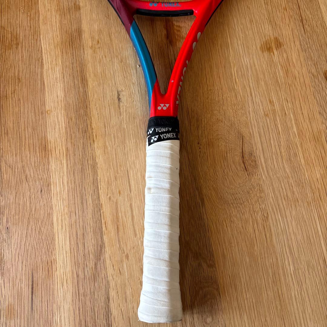 YONEX VCORE PRO 98 テニスラケット