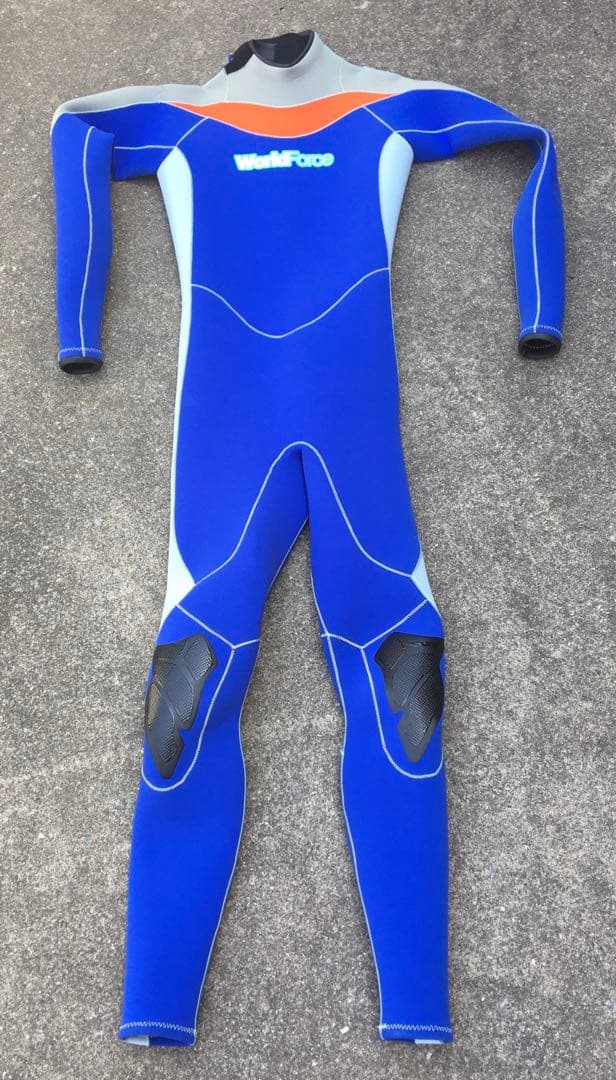ウェットスーツ　フルスーツ