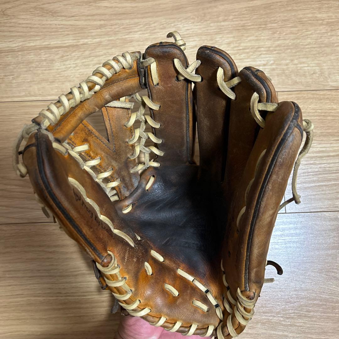 ミズノプロ硬式外野手用　 早い者勝ち！