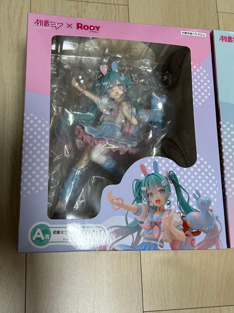 一番くじ　初音ミク x RODY フィギュア A & LH セット