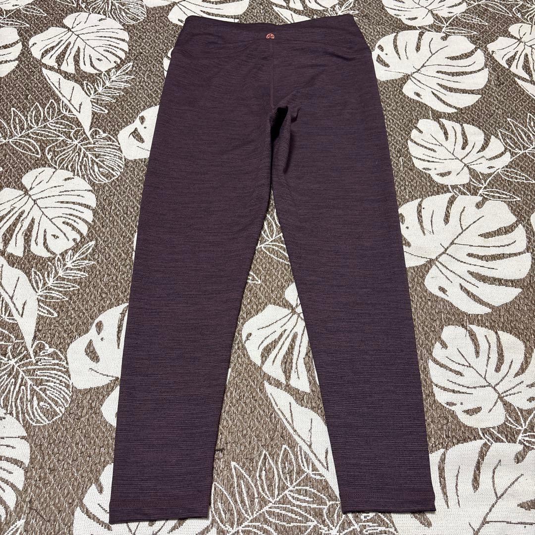 Manduka（マンドゥカ）ヨガレギンス　ヨガタイツ　ワークアウトウェア　新品