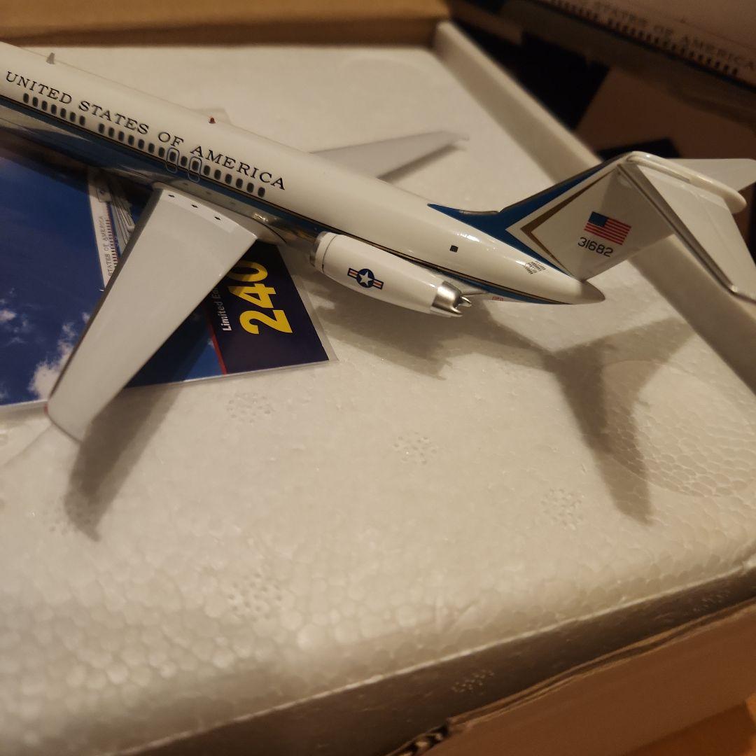 McDonnell Douglas DC-9-30 限定版240
