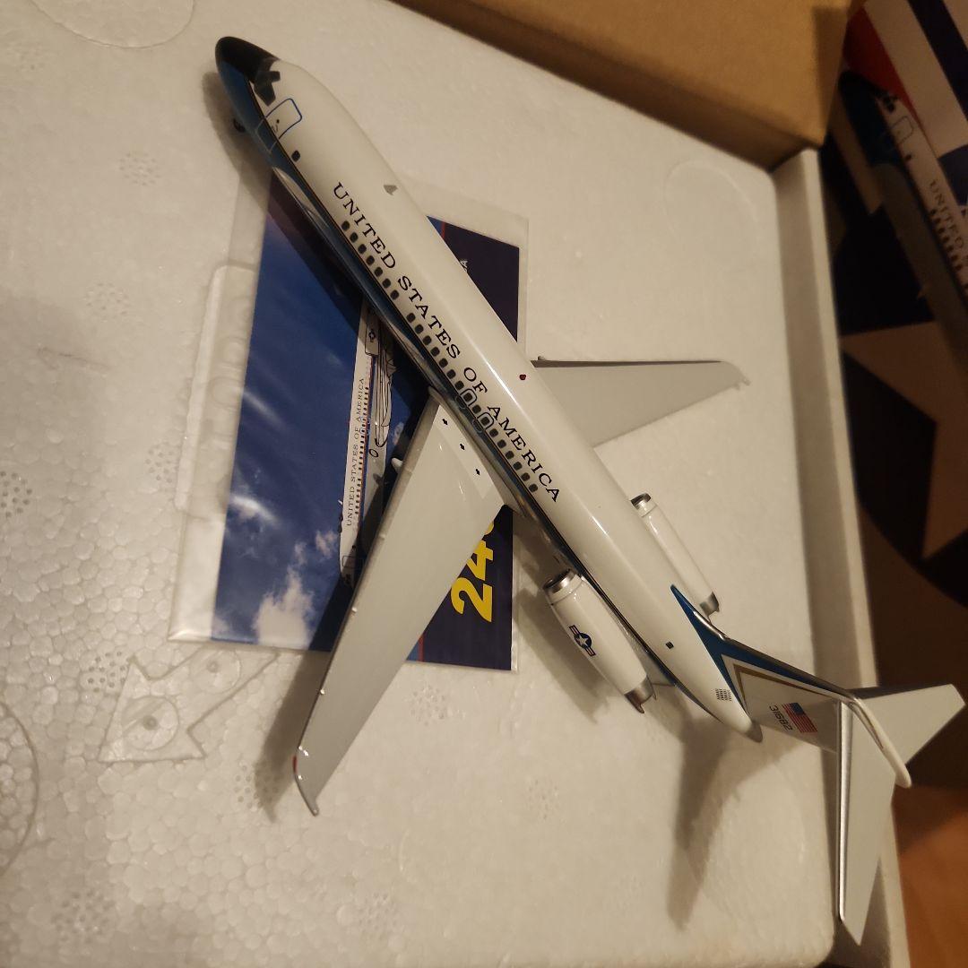 McDonnell Douglas DC-9-30 限定版240