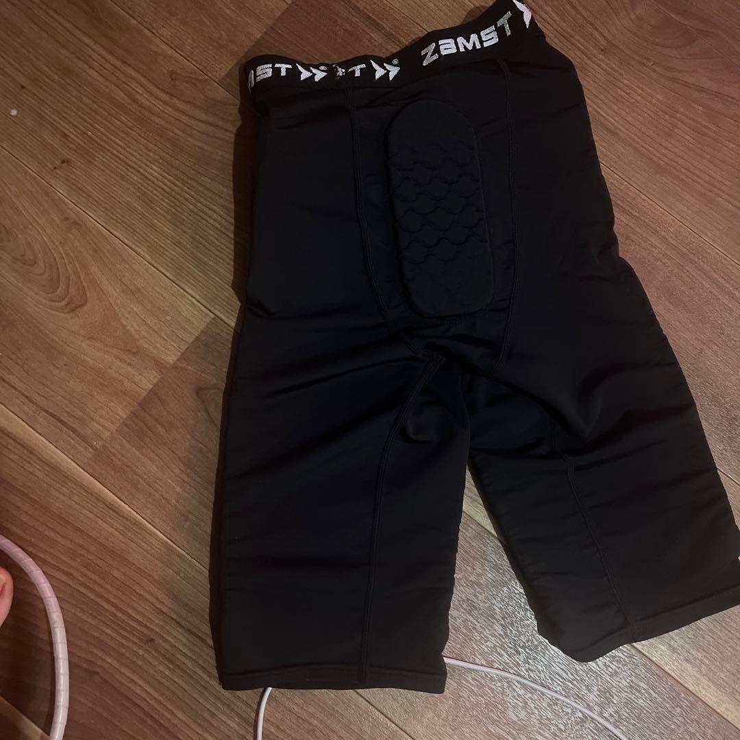 ZAMST スポーツパンツ パット付き 黒色