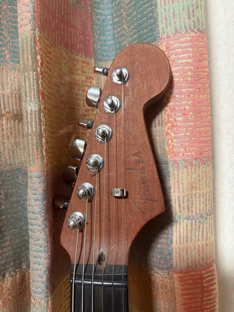 Fender USA Acoustasonic Strat（Natural）