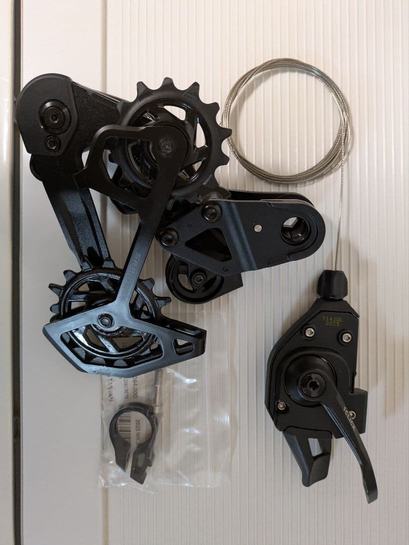 SRAM EAGLE TRANSMISSION 90シフタ 70リアディレイラ
