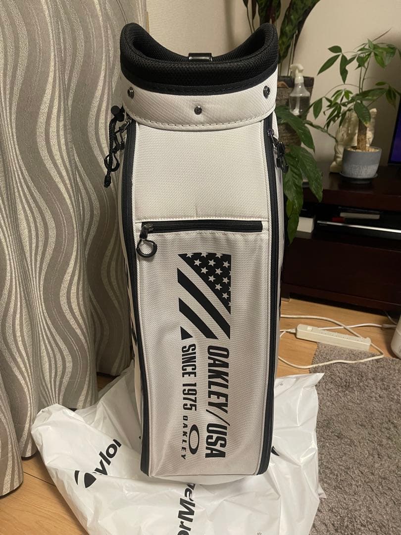 オークリー 9.5型 キャディバッグ Golf Bag 17.0 FW