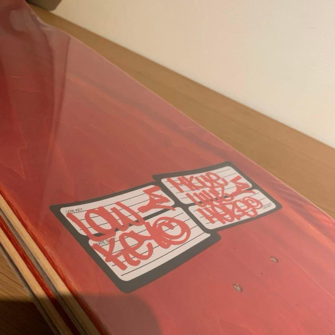 最終値下　MQ × LOW KEY SKATE DECK 8.0