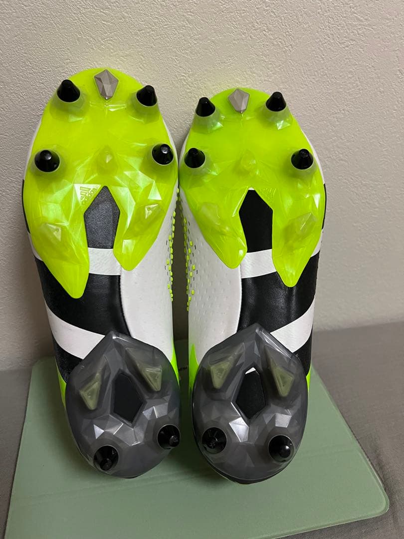 【新品】 アディダス プレデター アキュラシー .1 25.5cm SG