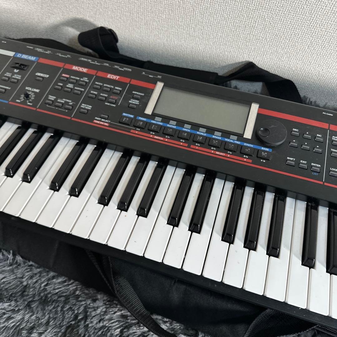 Roland Juno-G シンセサイザー 専用ケース付属 鍵盤楽器