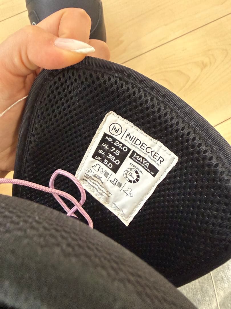NIDECKER 女性用スノーボードブーツ ブラック