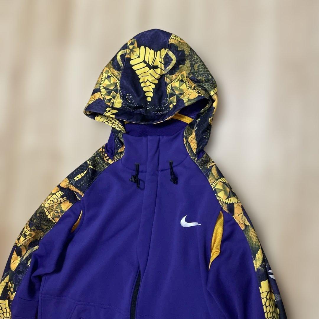 NIKE コービーブライアント パーカー　パープル