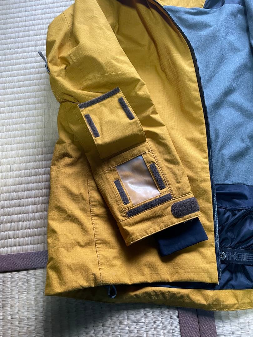 Helly Hansen イエロージャケット S