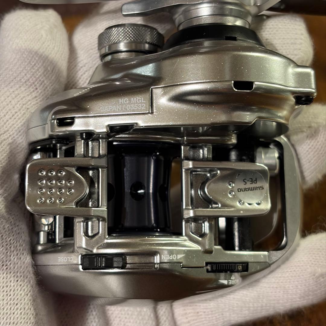 【美品】シマノ　メタニウムHG 7.4 MGL 右ハンドル