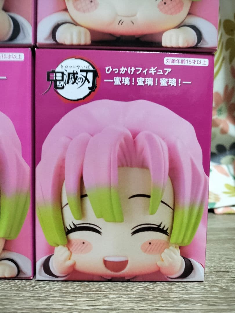 鬼滅の刃　ひっかけフィギュア　甘露寺蜜璃　4種