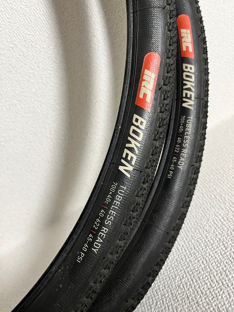 IRC BOKEN 700x40C チューブレスタイヤ