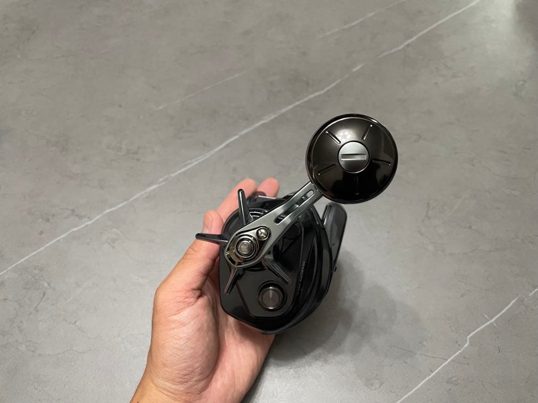 【新品・未使用】 Daiwa SEABORG 200JL 電動リール