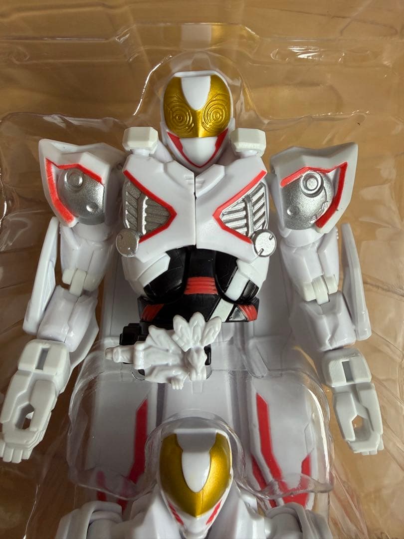 仮面ライダーギーツ　おもちゃ