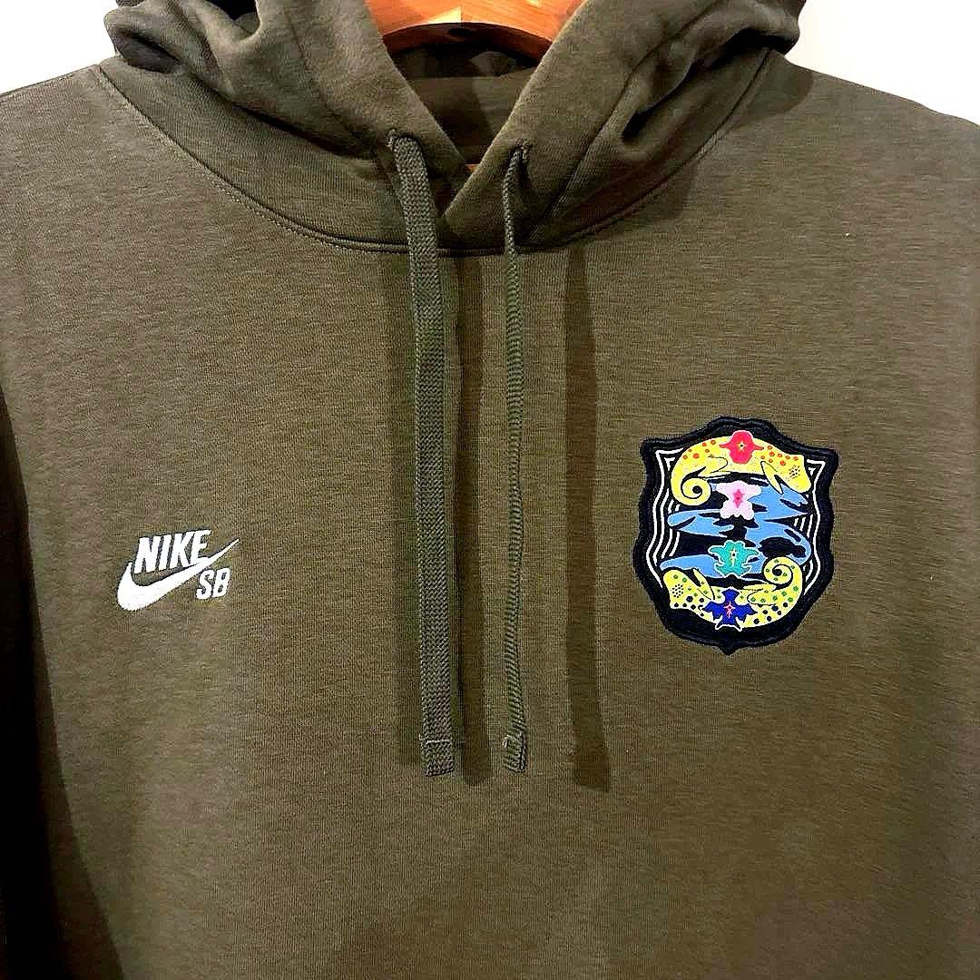 NIKE SB フリース プルオーバー パーカー オリーブ（M〜Lサイズ相当）