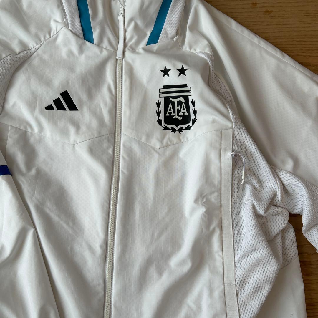 最終価格　adidas サッカー　アルゼンチン代表 セレモニージャケット