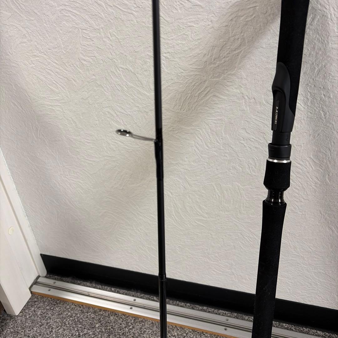 がまかつ　ラグゼジグドライブＲ　Ｓ64ＵＬ　超美品、保証書、ケース全て有り