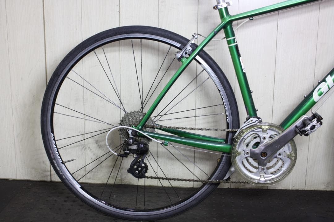 GIANT ESCAPE R3 700C アルミ 24速 500mm 緑色クロス