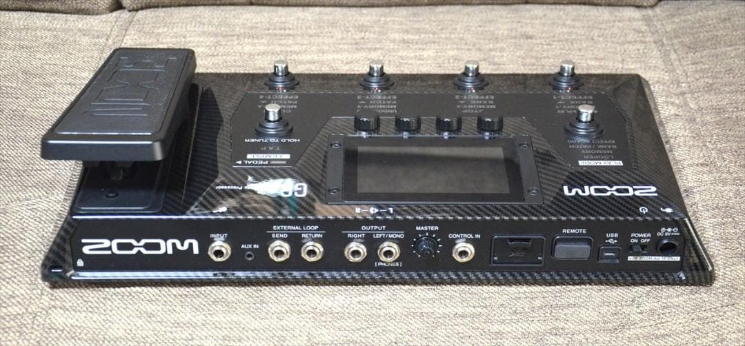 ZOOM G6 マルチエフェクター 美品 2025年購入 ケース付