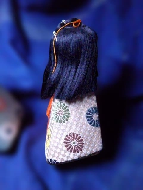 貴重な国指定無形文化財の人形師　銀座　原米洲の稚児雛です
