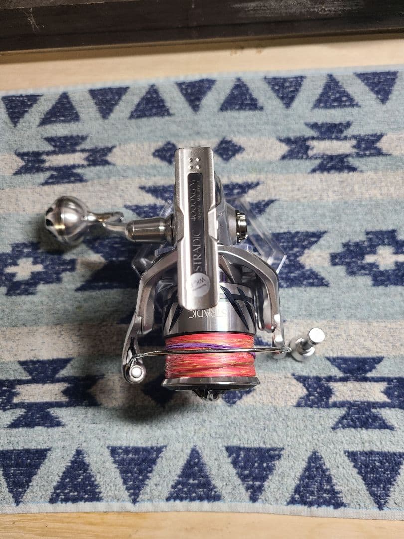 23STRADIC 4000xgスピニングリール