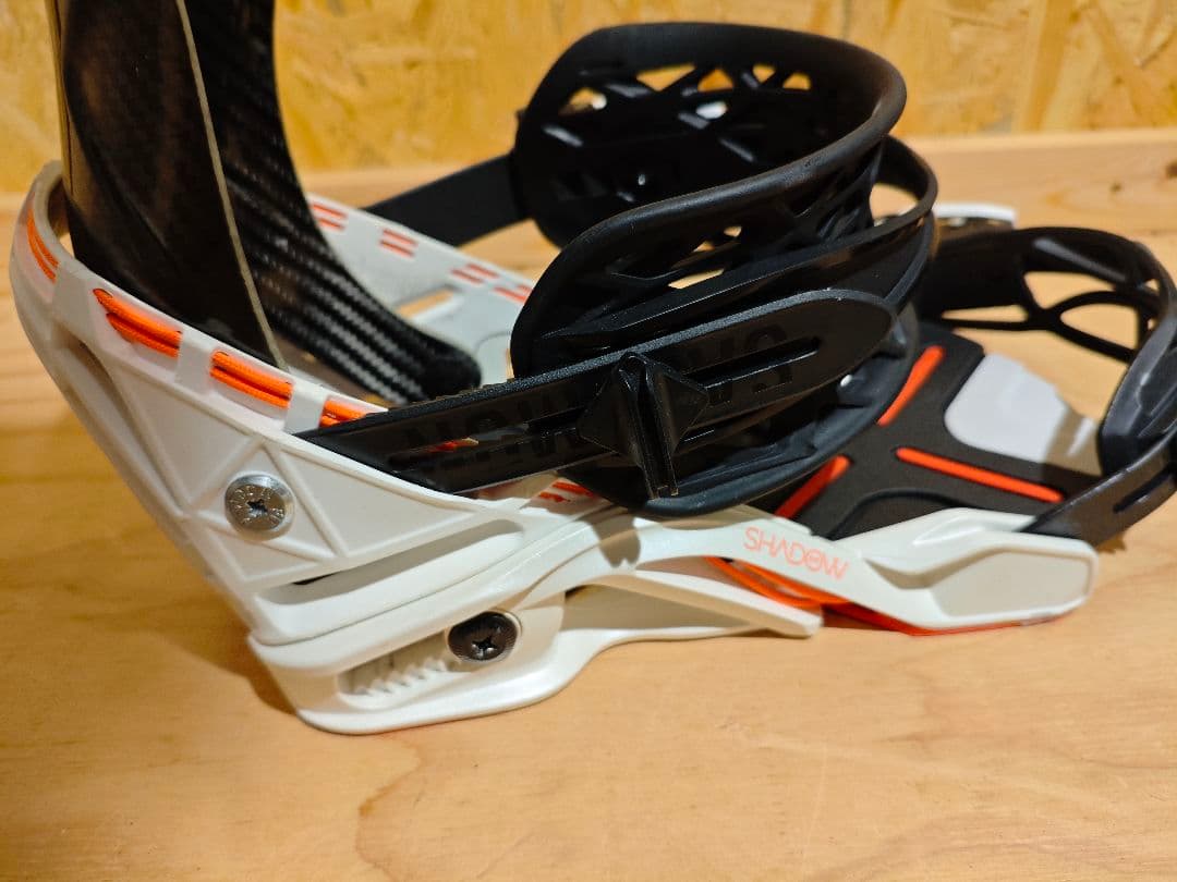 Salomon Quantumカーボン製スノーボード ビンディング M