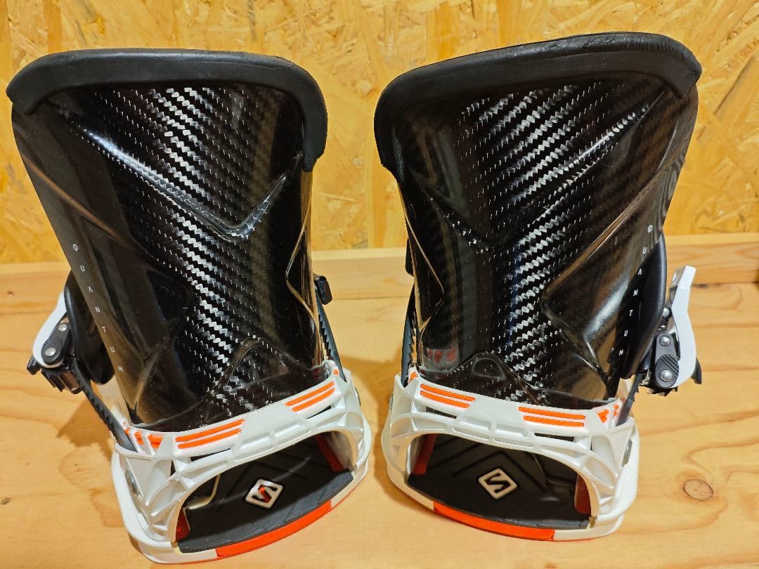 Salomon Quantumカーボン製スノーボード ビンディング M