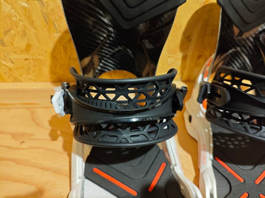 Salomon Quantumカーボン製スノーボード ビンディング M