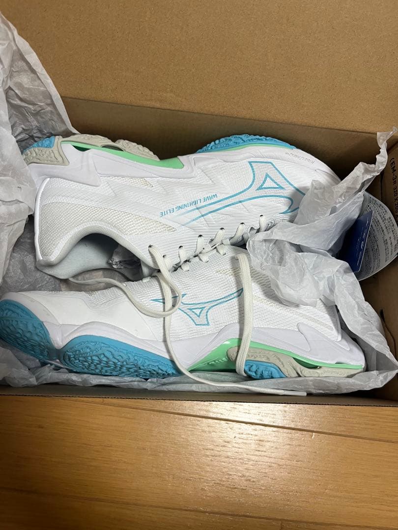 ELITE WAVE LIGHTNING ELITEバレーボールシューズ 白×緑