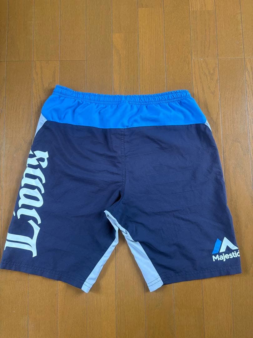 《値下げしました》西武ライオンズ　半袖シャツ　ハーフパンツ　上下セット　Lサイズ