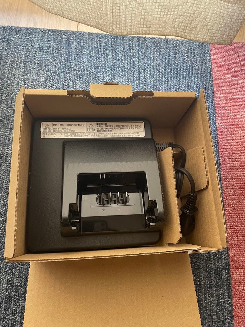 [新品・未使用]　パナソニック電動自転車用 バッテリー充電器　品番NKJ075Z