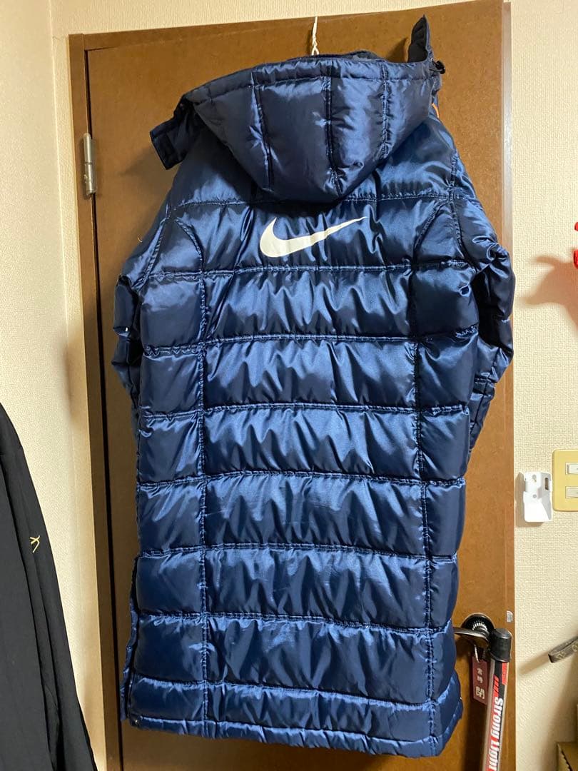 Nike フード付きダウンコート ネイビー