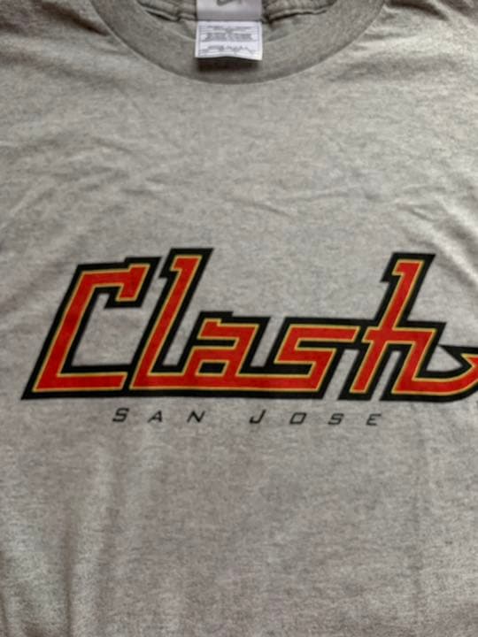 入手不可能！チーム名消滅！MSLサンノゼ・クラッシュ Tシャツ 米国製は希少