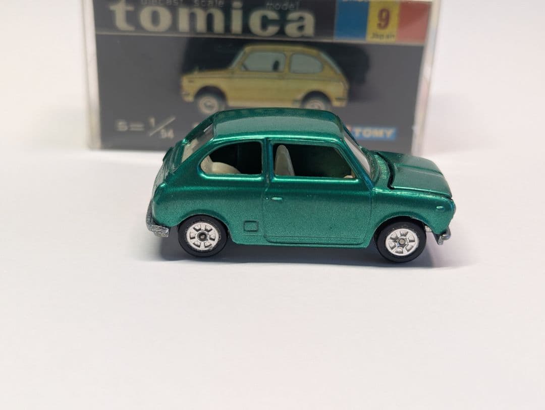 トミカ 9 スバル r2 アイボリーシート 黒箱 日本製 箱おまけ