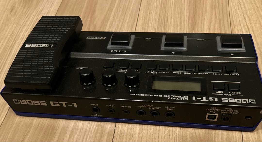 お値下げ！BOSS GT-1 エフェクター 動作確認済み 純正アダプター付き
