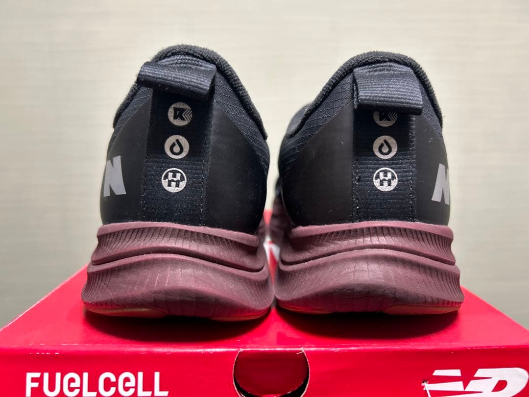 スパイク・シューズ New Balance fuelcell permafrost 27.0cm