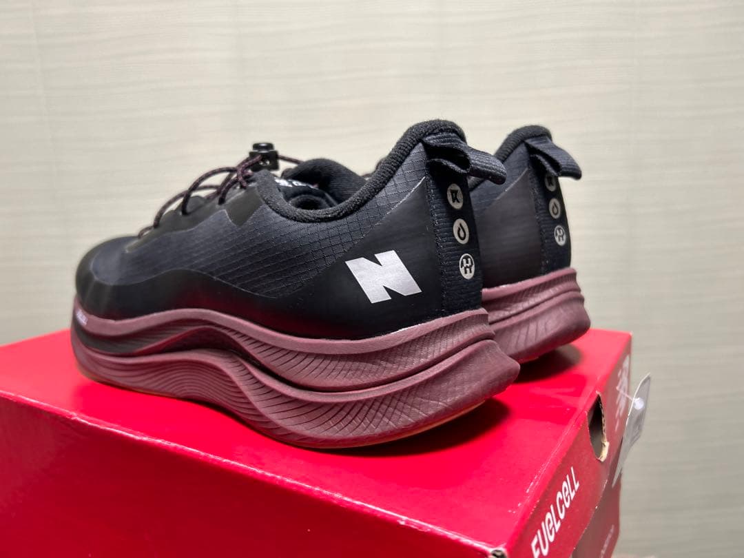 スパイク・シューズ New Balance fuelcell permafrost 27.0cm