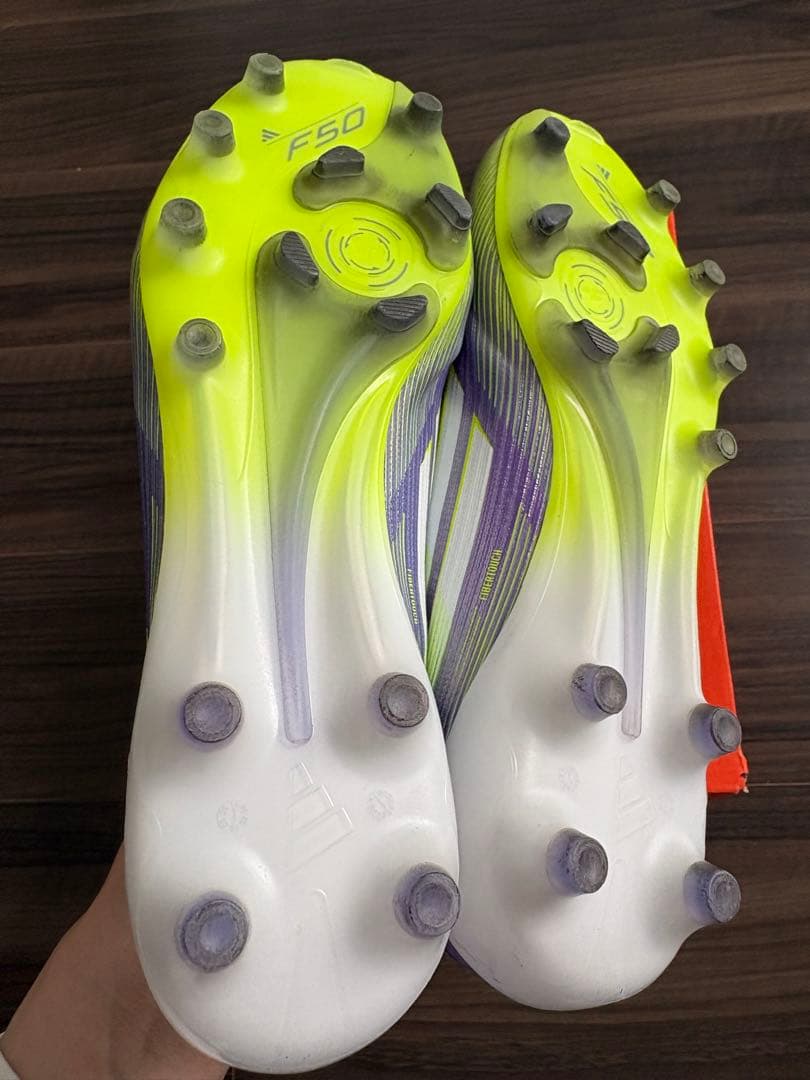 ヨ*ー様 一度の着用　アディダス　F50エリートAG 25.5cm