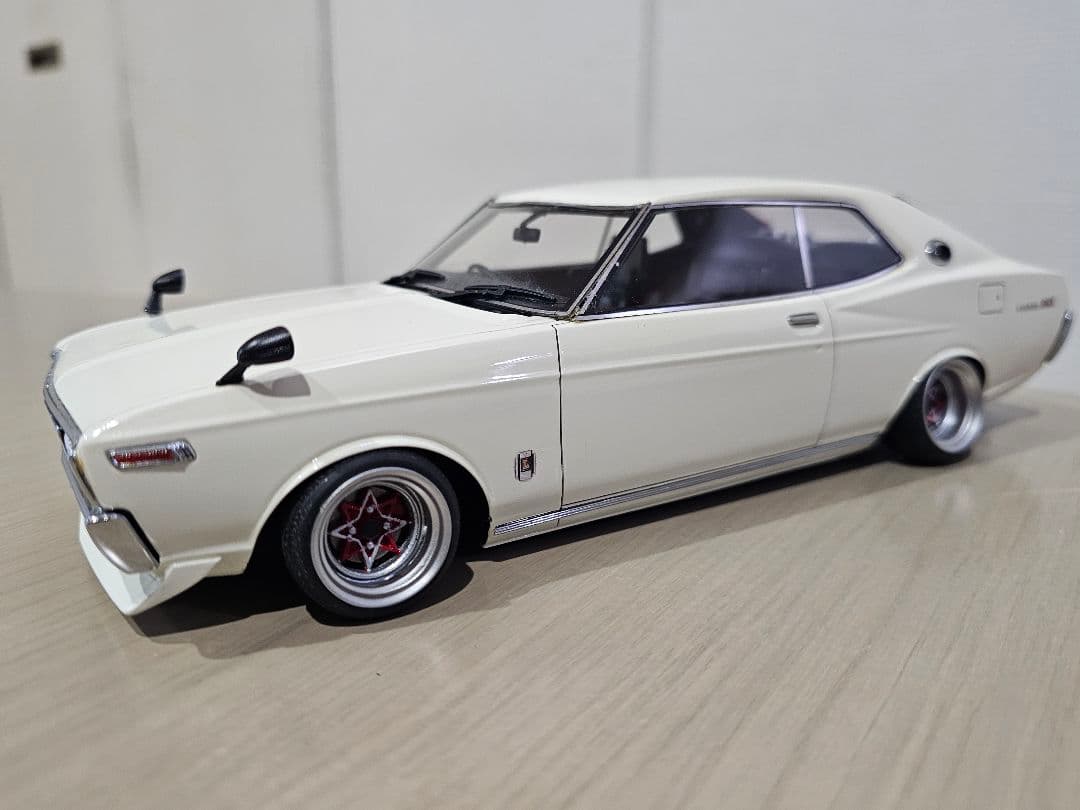 ignitionmodel Nissan Lourel　2000　SGX