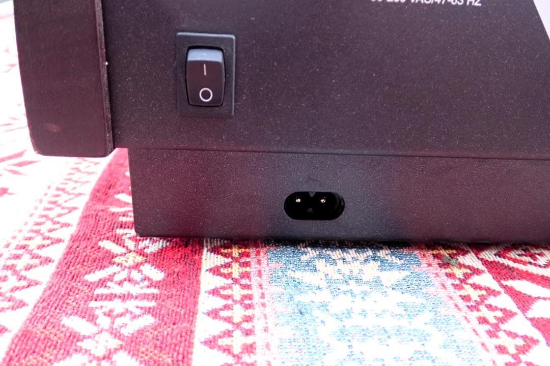 hxm250#Access Virus KB シンセサイザー 通電確認済み 現状
