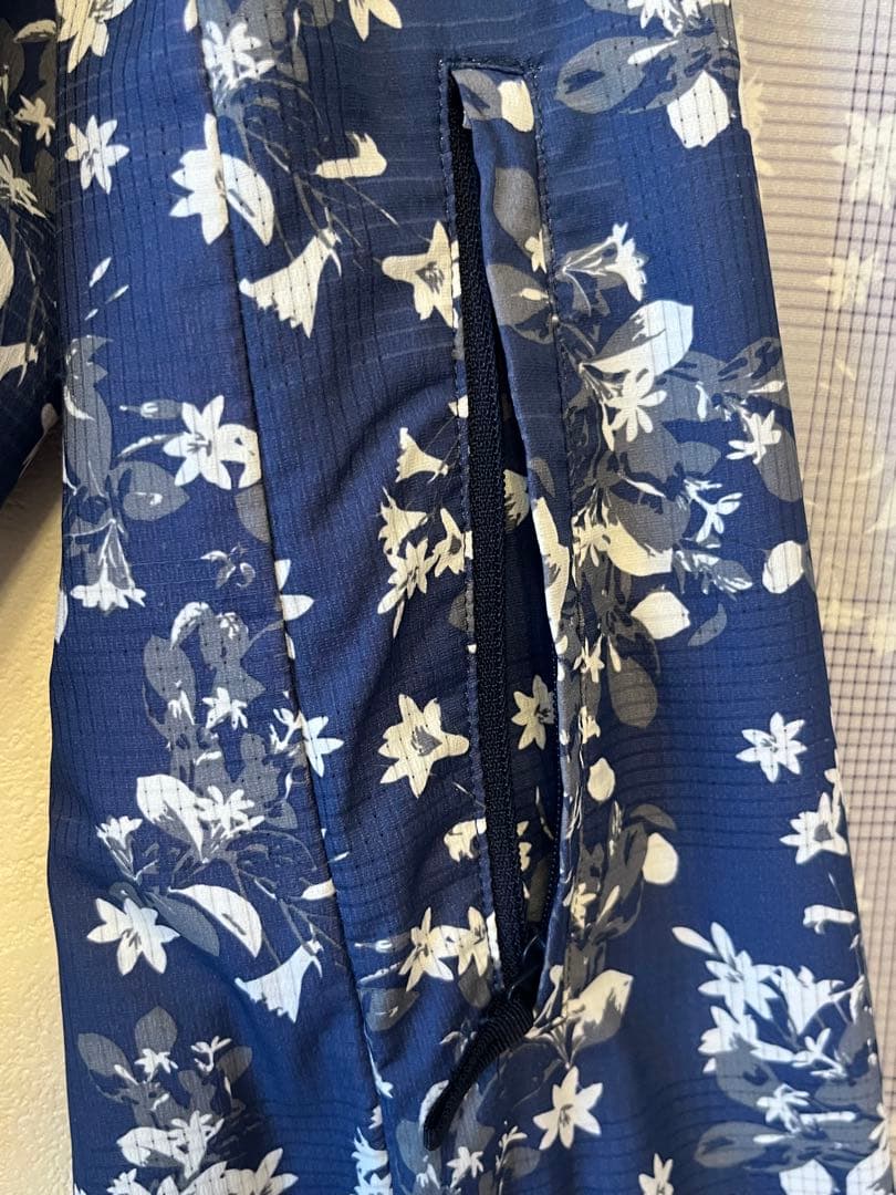 THE NORTH FACE ベントメッシュフーディ　L（ウィメンズ）